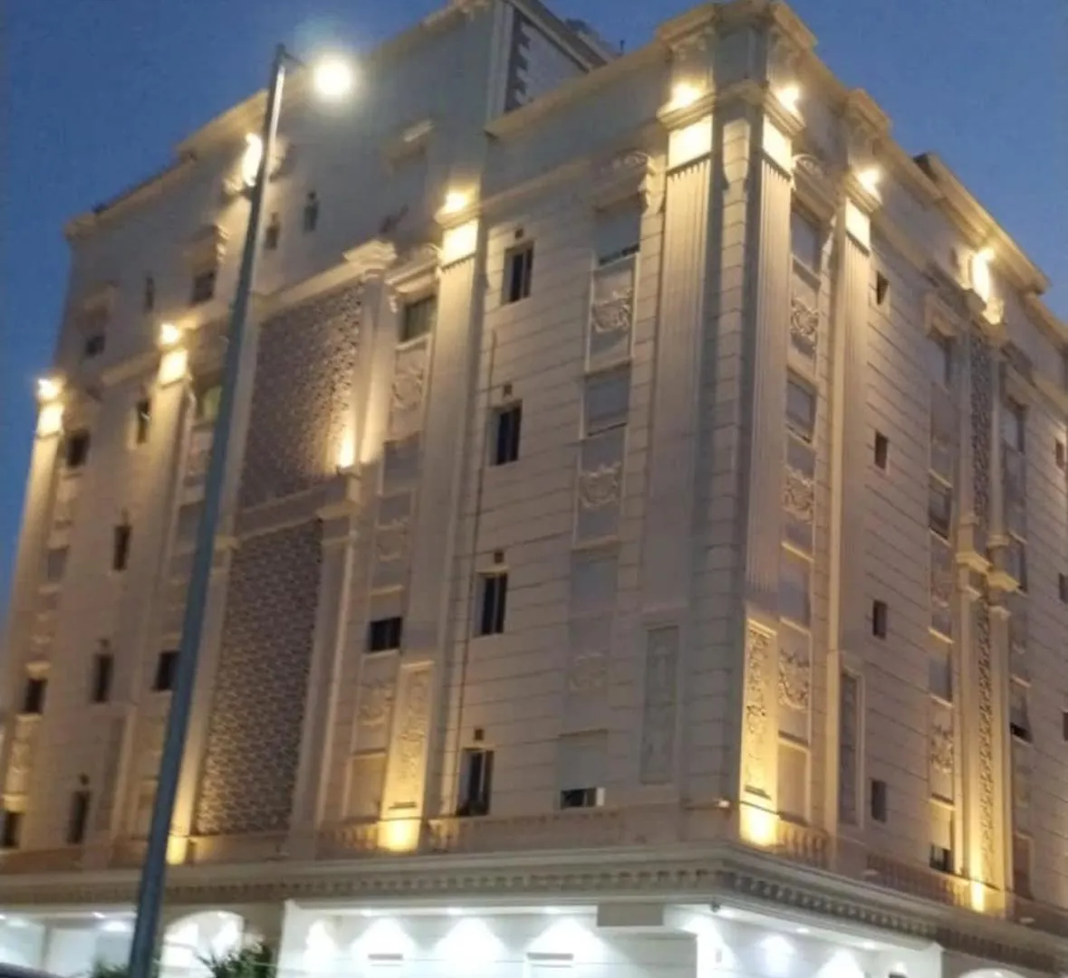 استديو حي النزهه 0*, Jeddah